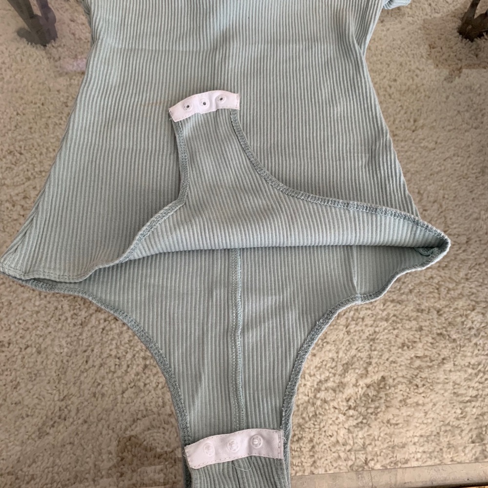 ππZAFUL Ruffle BodySuit ππ - Picture 5 of 6